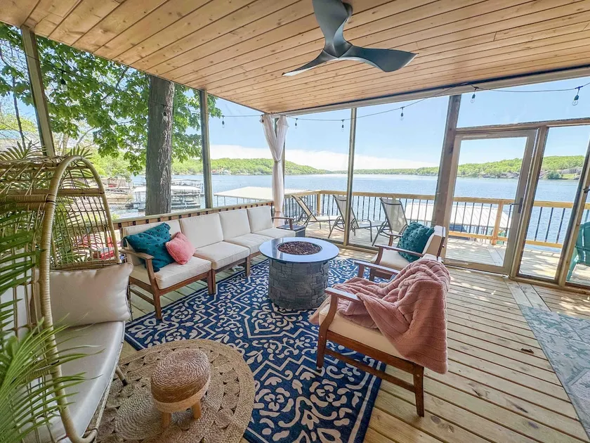 Lake of the Ozarks Waterfront Cabin - Image 1