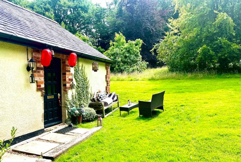 Orient House - rural, self contained, idyllic - Image 1