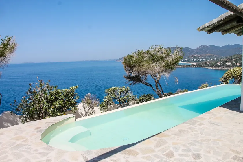 Villa Myra: janela aberta sobre o mar azul e pôr do sol incrível - Image 1