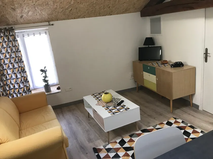 Downtown accommodation close to the castle - Image 1