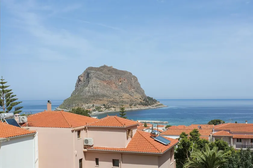Superior Family Apartment with Sea View | Green - Image 1