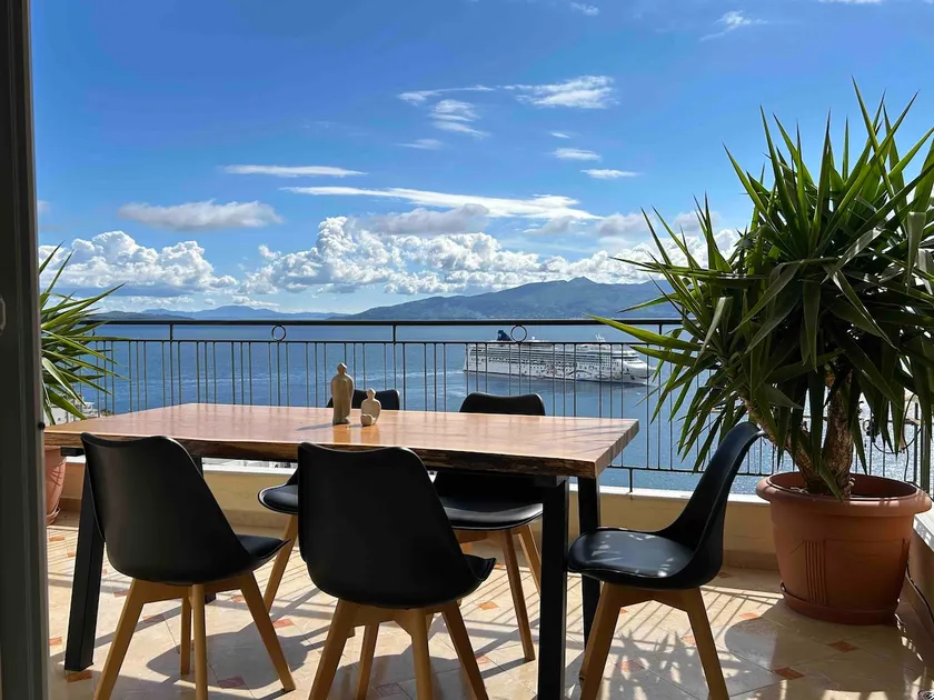 Majestic view - Image 1