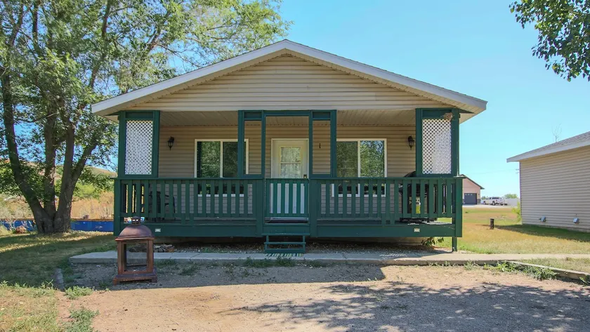 Lakeside Cabin (#1) at Echo Beach & Spray Park - Image 1