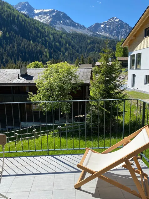 Modern and cozy mountain apartment with a view - Image 1