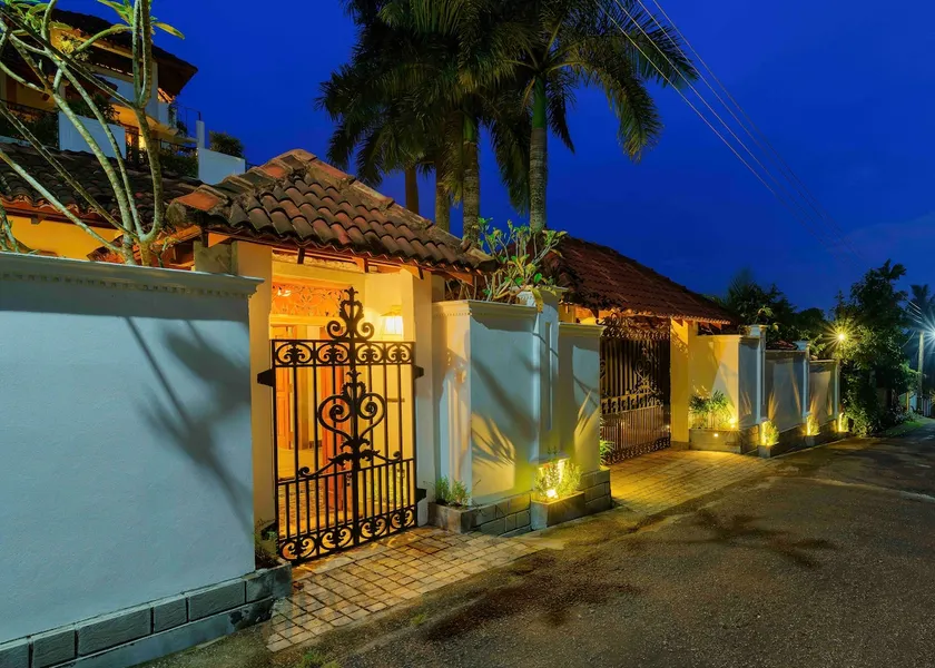 Villa 105 - Image 1