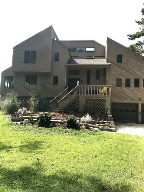 Pamlico River Waterfront Home with beautiful views - Image 1