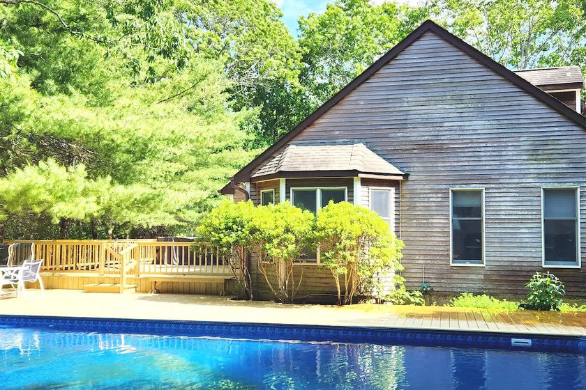 4 BR/3BA Quiet Pool Home - Image 1