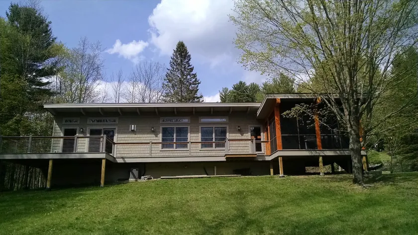 Pine Nook, et hyggeligt privat hjem nær Lake George og Bolton Landing - Image 1