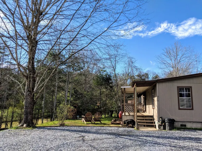 Authentic Country Comfort/GSMNP/Bryson / Cherokee - Image 1