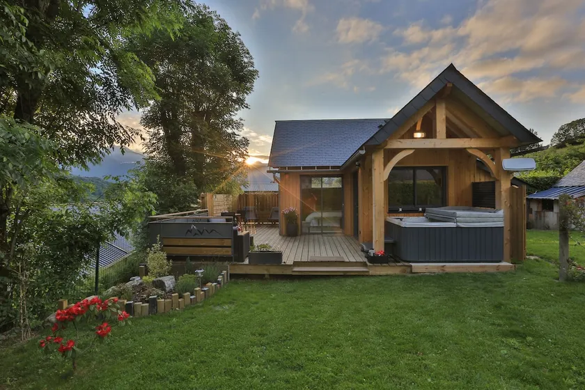 Le Chalet de Laethy, bed and breakfast & private spa - Image 1