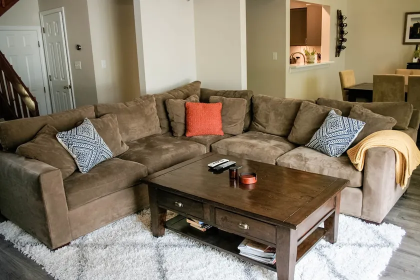 3 BD walking distance from downtown - Image 1