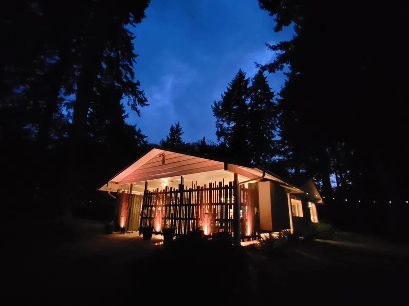 MidMod Vashon, art + nature + design - Image 1