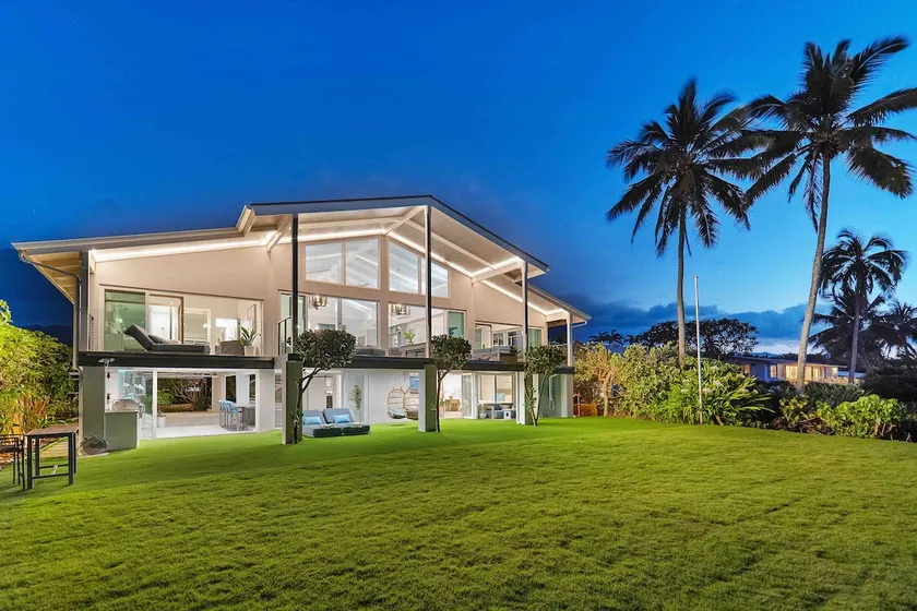 Sea of Glass Hawaii- Luxury 5 bedrooms North Shore - Image 1