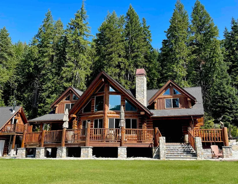 Luxury Black Forest Cabin near Leavenworth - Image 1