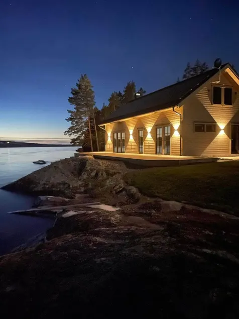 Uvamoen, a unique house with a lake property and its own beach. - Image 1