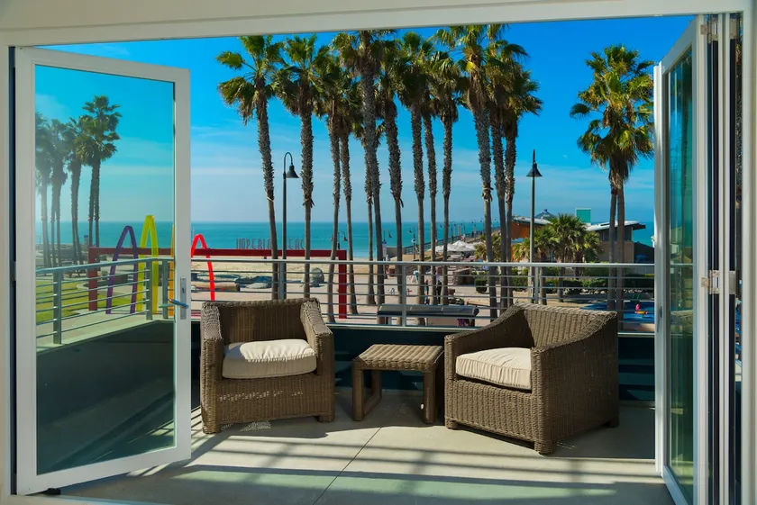 BeachBreak #8 Corner Home with OCEAN VIEWS! - Image 1