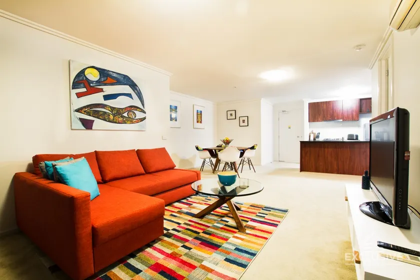 Exclusive Stays - Southpoint - Image 1
