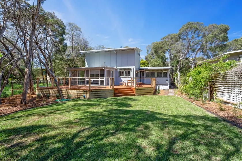 Moonah Cottage Rye by Ready Set Stay - BYO LINEN & TOWELS - Image 1