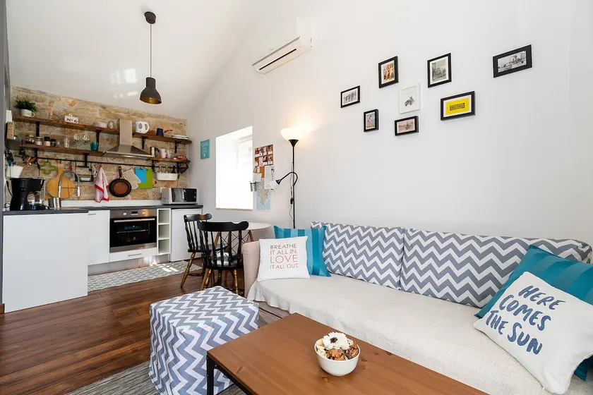 Gaia-your sunny & cozy holiday retreat in Funtana - Image 1