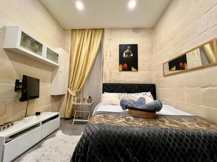 Valletta suite most central in the city - Image 1