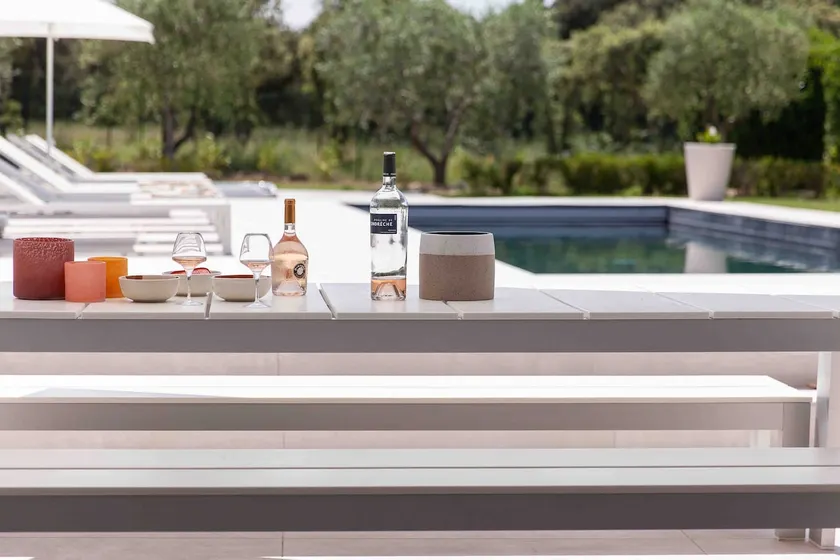 LUXURIOUS FARMHOUSE – Pool and Tennis - Image 1
