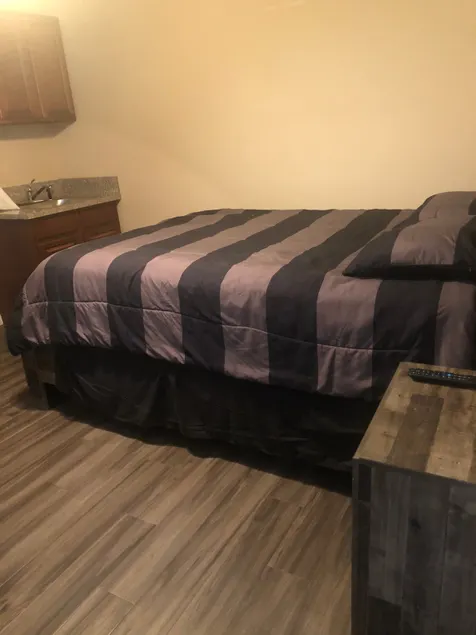 Studio Home 2 - Image 1