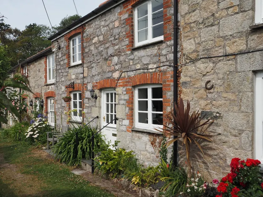 Connie's Cottage, Charlestown - Image 1