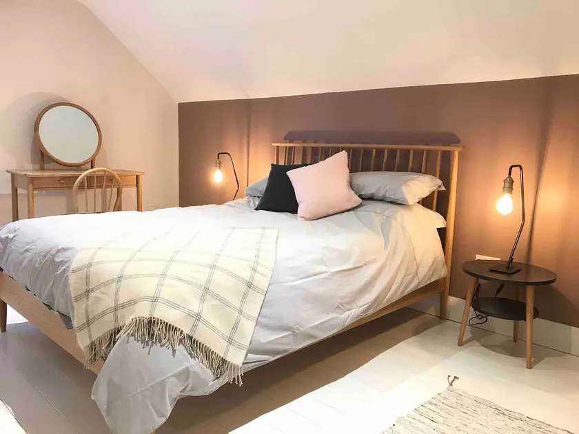 Ty Newydd. Spacious two bed in heart of Hay - Image 1