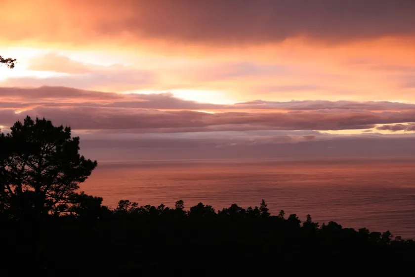 Panoramic Sweeping Ocean Views. - Image 1