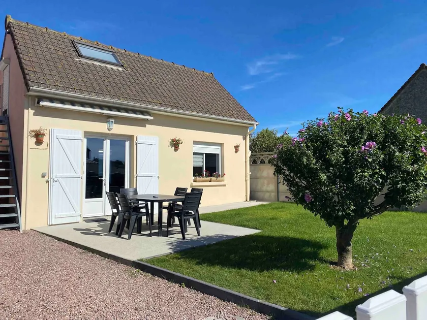 House with garden for 4 to 5 people - Image 1