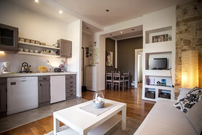 Charmant appartement à 20 minutes de la place principale - Image 1