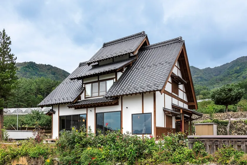 [1 group per day only] A house overlooking Mt. Fuji with a spacious terrace and garden - Image 1