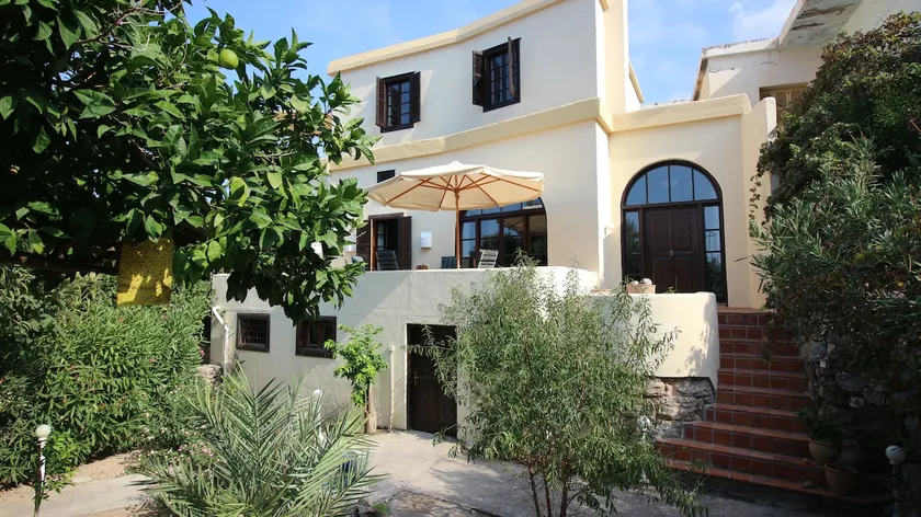 Historic Cyprus House in Lapta - Image 1