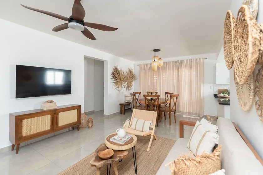 Coconut House - Image 1