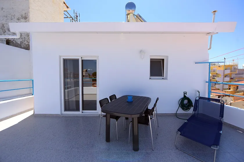 Happy Days Home Apartment und Studio/Penthouse - Image 1