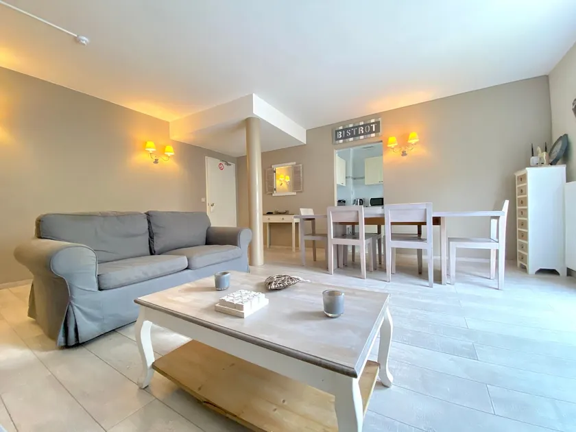 Charming apartment in Brussels with breakfast ♡ - Image 1