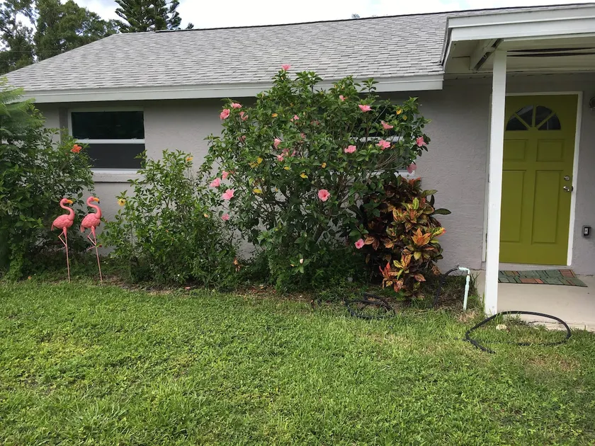 Mad Men Retreat! Mid Century-esque 3/2 home! - Image 1