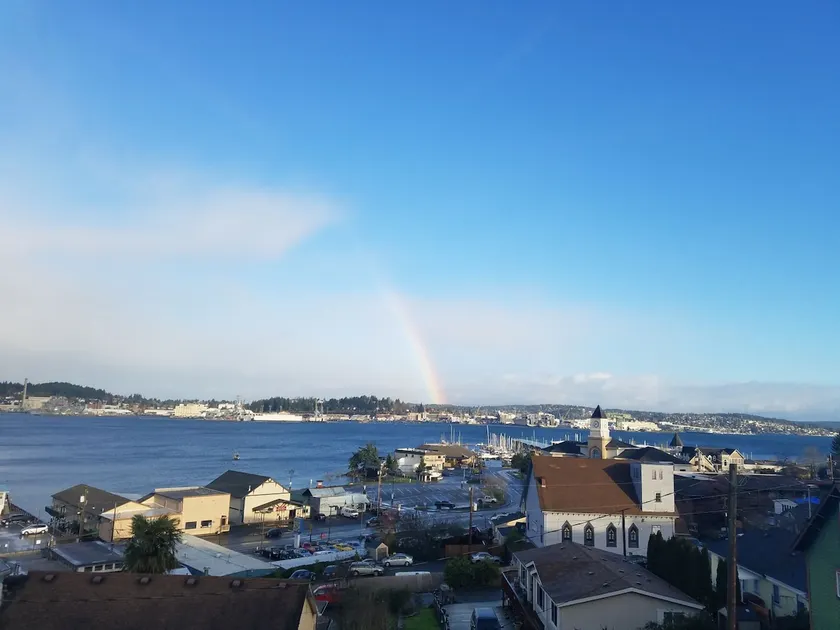 PORT ORCHARD - Downtown WINNIE'S PLACE - Image 1