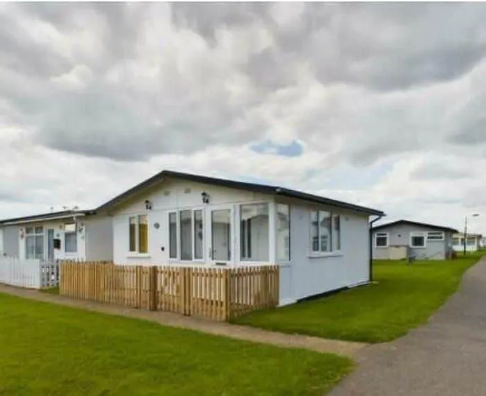 Rainbow's End Chalet. - Image 1