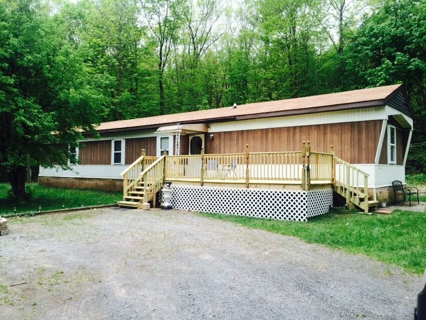 Trendy Trailer, Catskill Mountains, and S’mores! - Image 1