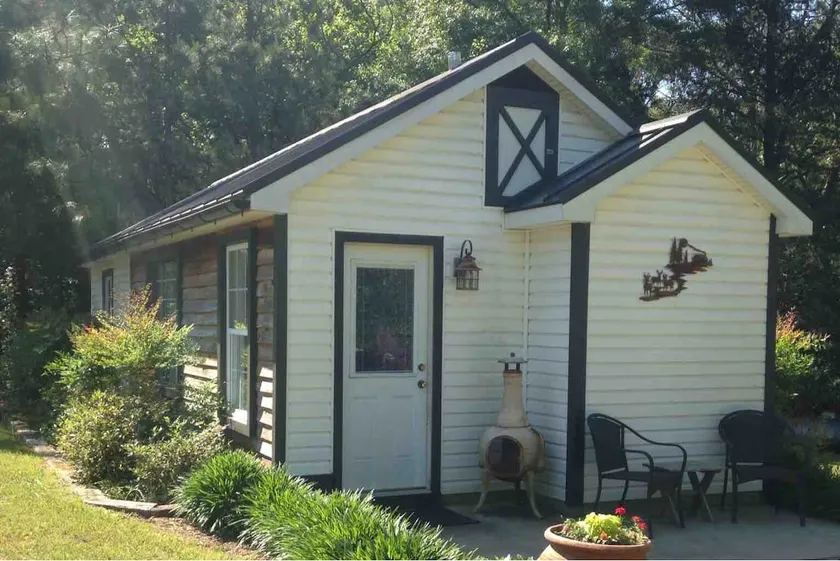 Country Cottage~Farm Animals! - Image 1