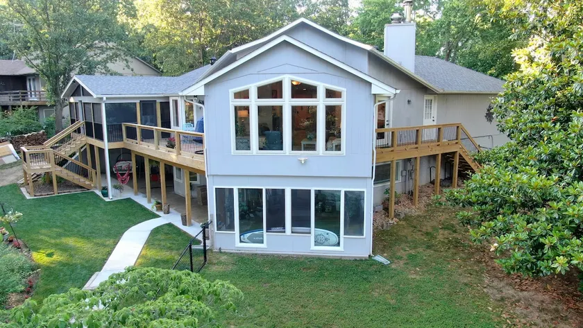 Lakefront Home Serenity Cove on Lake Loch Lomond. - Image 1