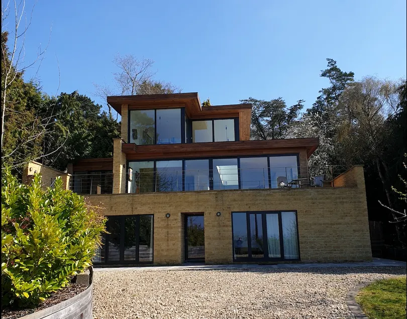 Master Suite (self contained - private entrance) - Image 1