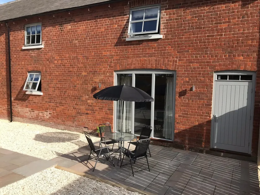 Rolling Mill, Wolds Way Holiday Cottages, 2 Bed, 1st floor - Image 1