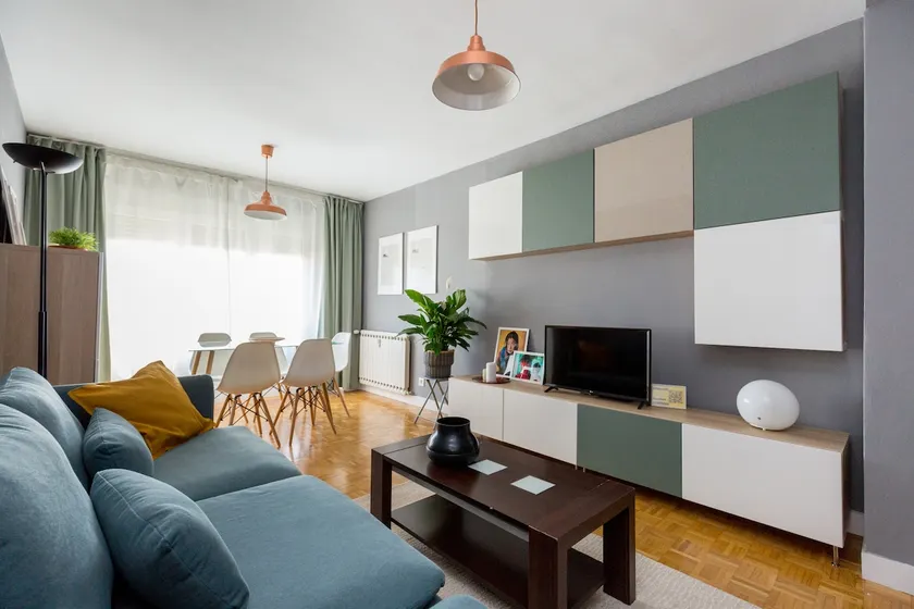SANTANDER - Apartment in downtown Zaragoza with GARAGE - Image 1