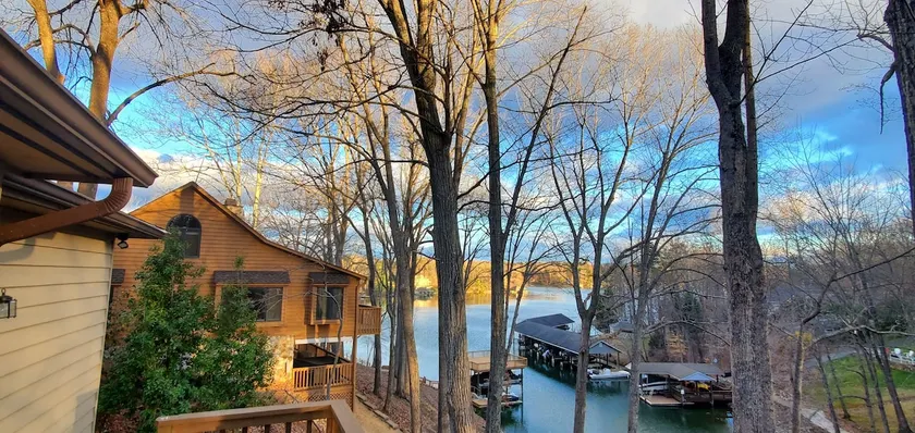 Waterfront Dock/Paddle Boards/Kyaks & FirePit, Pet - Image 1