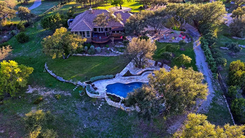 Austin Hill Country Retreat w/ Amazing Views! - Image 1