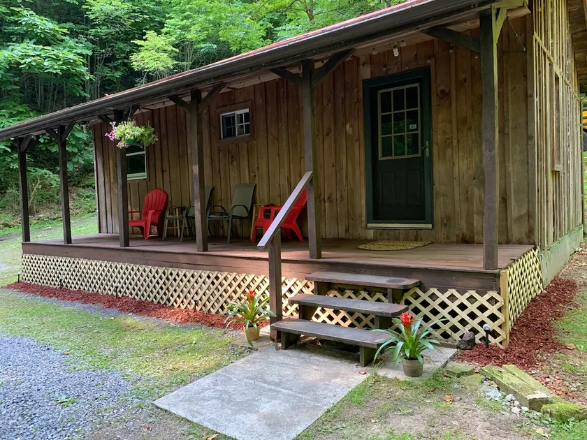 Country Cottage - Image 1