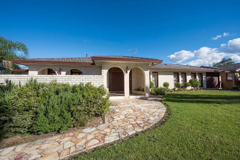 Redbank- Self contained B&B - Image 1