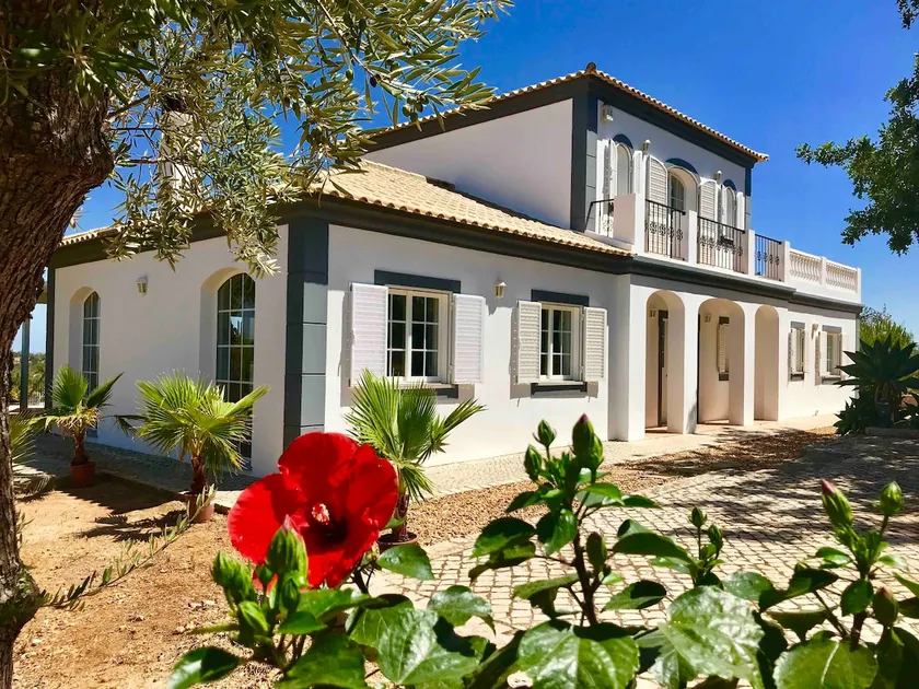 Beautiful Villa, Quiet Hilltop Location(2),  Sea View, HEATED Pool, WiFi - Image 1